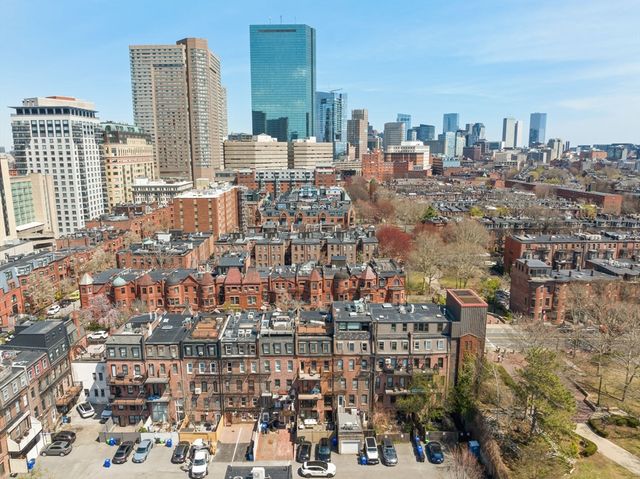 236 W Newton St 1, Boston, MA 02116
