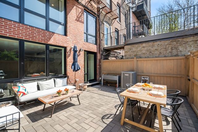 236 W Newton St 1, Boston, MA 02116