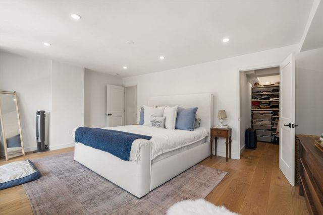 236 W Newton St 1, Boston, MA 02116