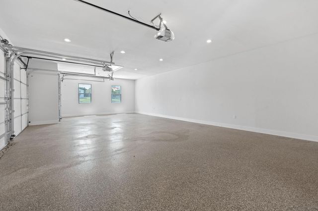 1325 Likeness RD, Spicewood, TX 78669