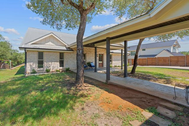 1325 Likeness RD, Spicewood, TX 78669