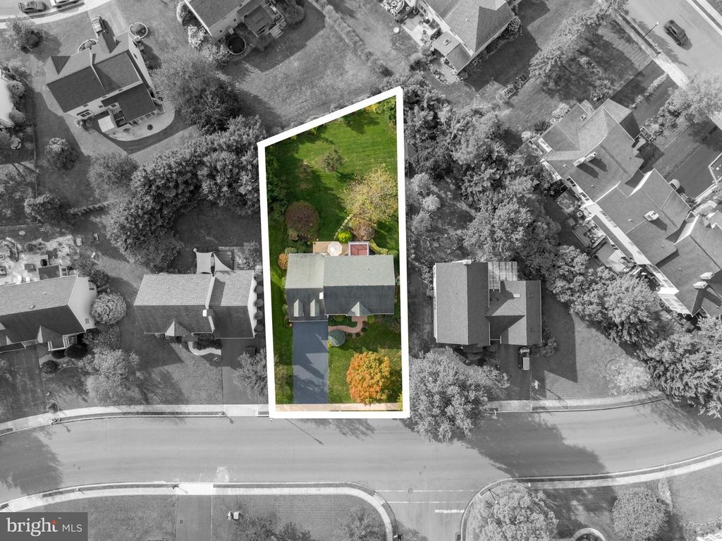 13 SANDERLING DR, Denver, PA 17517