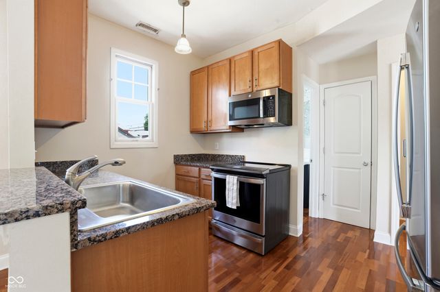308 E 10th Street, Indianapolis, IN 46202