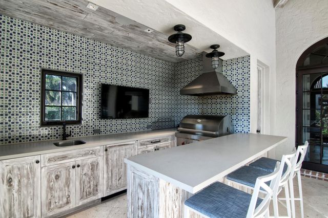 2312 Appaloosa Trail, Wellington, FL 33414