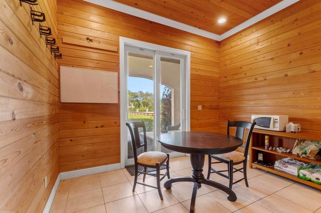 2312 Appaloosa Trail, Wellington, FL 33414