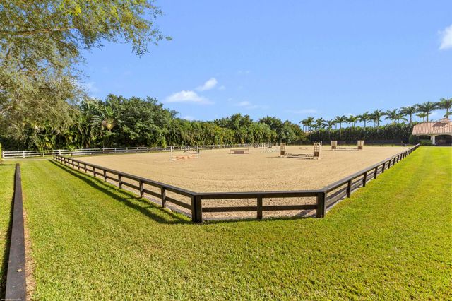 2312 Appaloosa Trail, Wellington, FL 33414