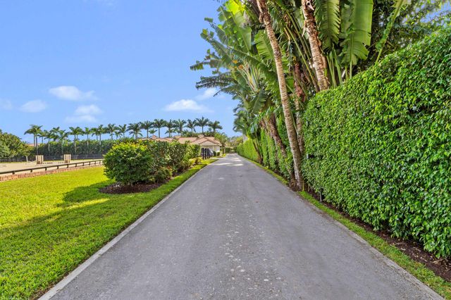 2312 Appaloosa Trail, Wellington, FL 33414