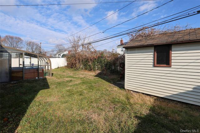 12 E Millpage Drive, Bethpage, NY 11714