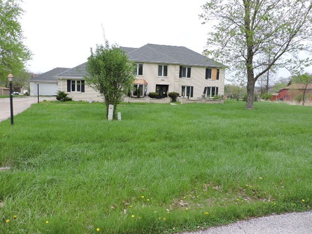 2958 E Timberline Court, Crete, IL 60417