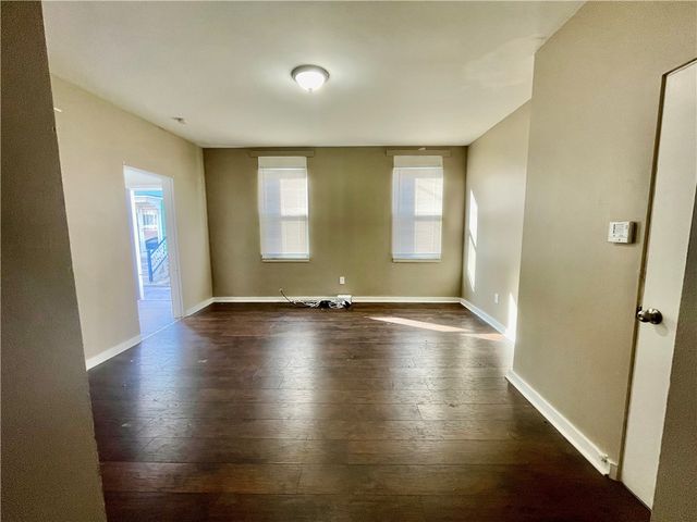 1104 Brabec St, Troy Hill, PA 15212