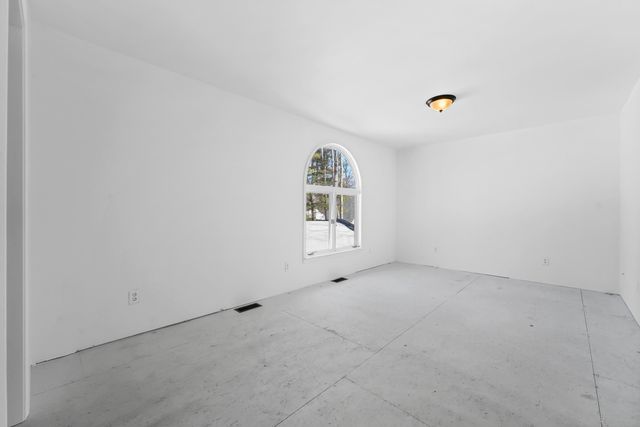 224 Elm Avenue, Roscommon, MI 48653