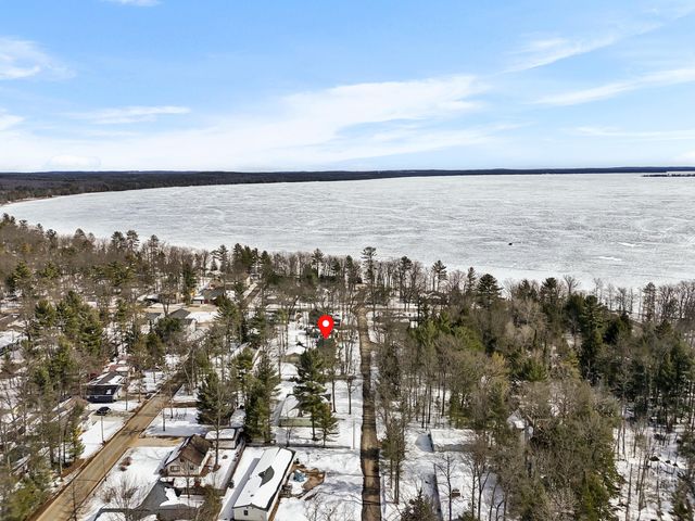 224 Elm Avenue, Roscommon, MI 48653