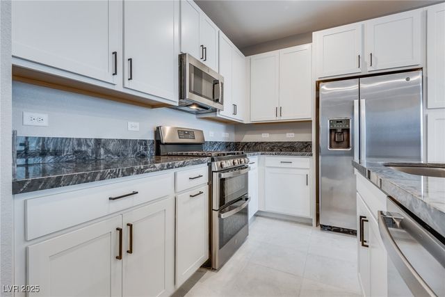 9812 Kings Glen Street, Las Vegas, NV 89141