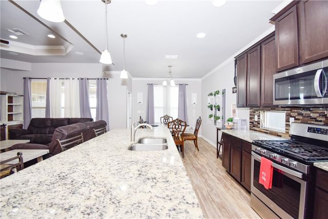 1633 Rhumba, Corpus Christi, TX 78410