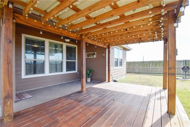 1633 Rhumba, Corpus Christi, TX 78410