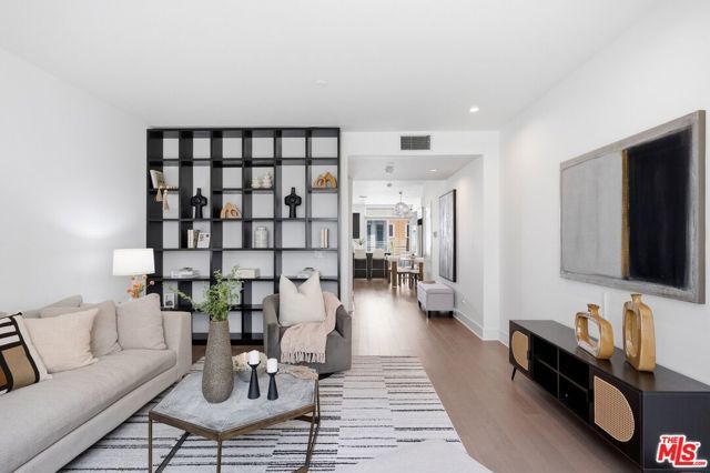 1400 N Fuller Avenue 9, Los Angeles, CA 90046