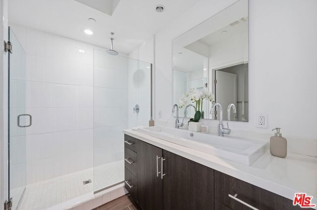 1400 N Fuller Avenue 9, Los Angeles, CA 90046