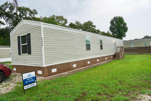 20452 Vick Dr, New Caney, TX 77357