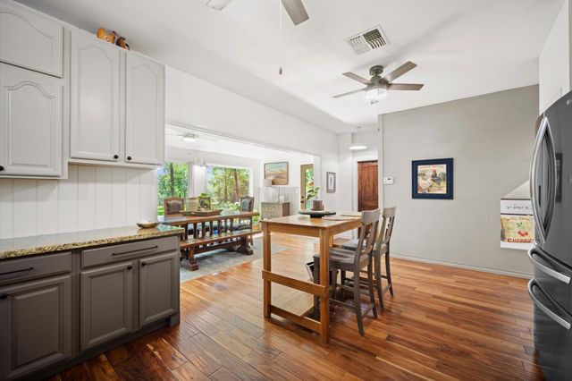 1819 Little John Street, Montgomery, TX 77316