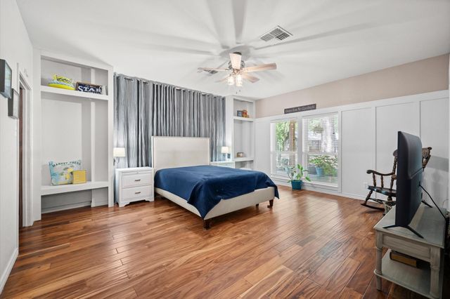1819 Little John Street, Montgomery, TX 77316