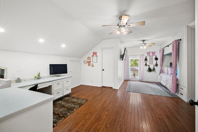 1819 Little John Street, Montgomery, TX 77316