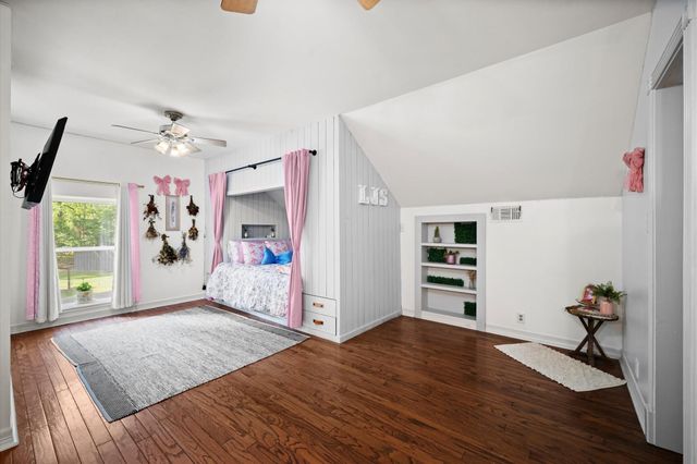 1819 Little John Street, Montgomery, TX 77316