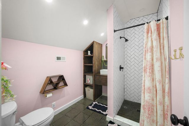 1819 Little John Street, Montgomery, TX 77316