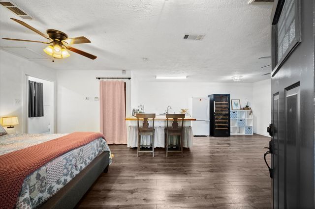 1819 Little John Street, Montgomery, TX 77316