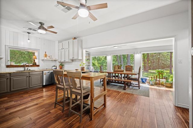 1819 Little John Street, Montgomery, TX 77316