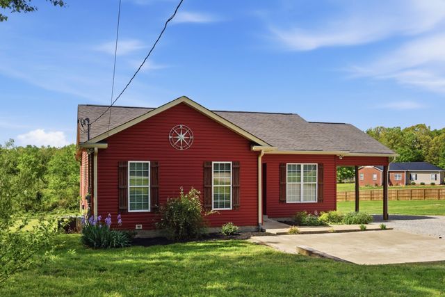 9060 Old Nashville Rd, Bon Aqua, TN 37025
