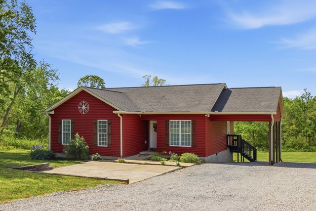 9060 Old Nashville Rd, Bon Aqua, TN 37025