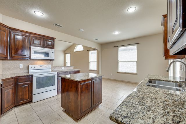 1445 Elkford Lane, Fort Worth, TX 76247