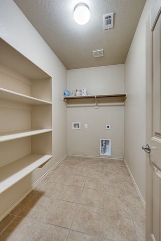 1445 Elkford Lane, Fort Worth, TX 76247