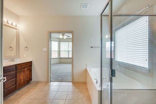 1445 Elkford Lane, Fort Worth, TX 76247