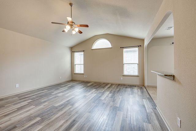 1445 Elkford Lane, Fort Worth, TX 76247