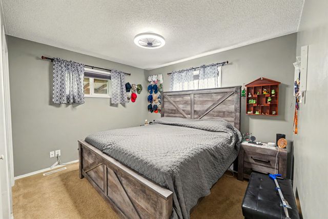 410 Maple Ave, Salina, KS 67401