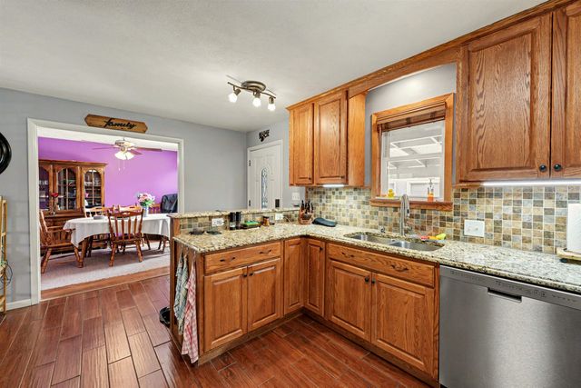 410 Maple Ave, Salina, KS 67401
