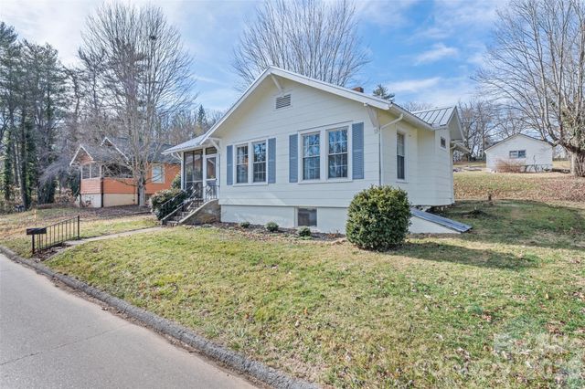 57 Fiddle Drive, Canton, NC 28716