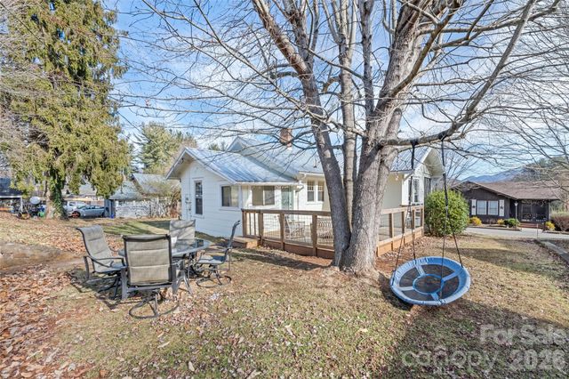 57 Fiddle Drive, Canton, NC 28716