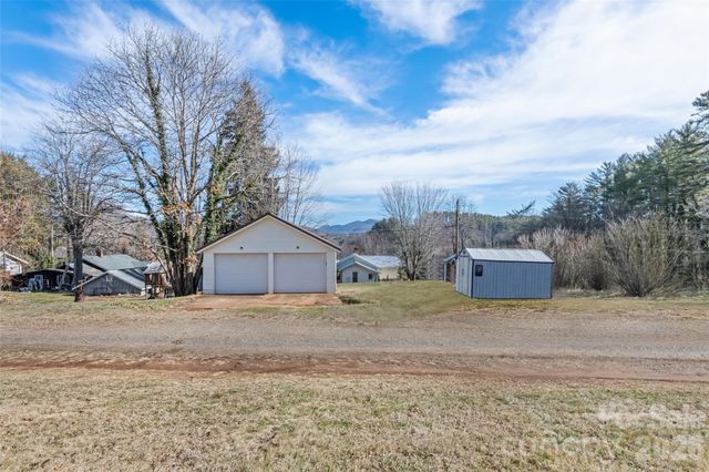 57 Fiddle Drive, Canton, NC 28716