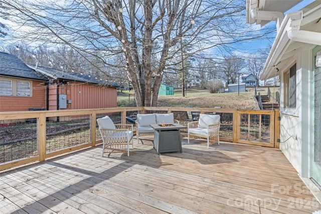 57 Fiddle Drive, Canton, NC 28716