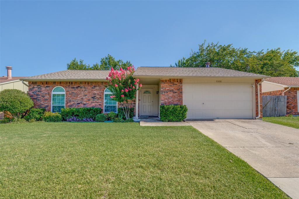 5308 Nash Drive, The Colony, TX 75056