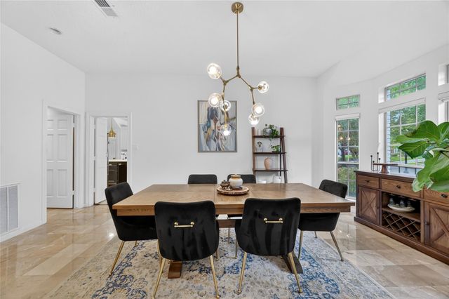 25 Glen Loch Court, Sugar Land, TX 77479
