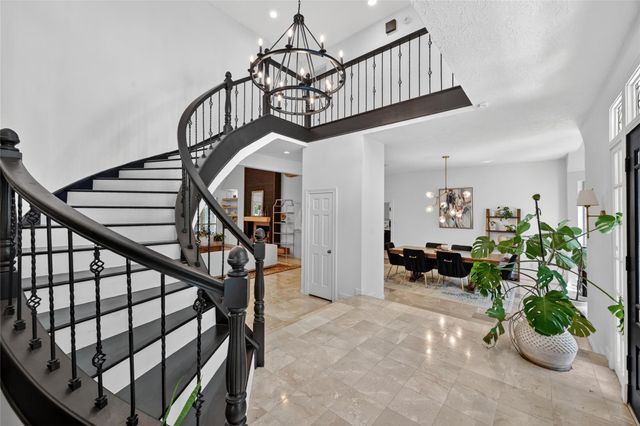 25 Glen Loch Court, Sugar Land, TX 77479