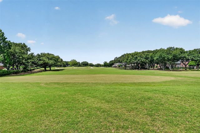 25 Glen Loch Court, Sugar Land, TX 77479