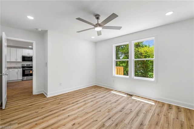 910 Roosevelt Street, Winston-salem, NC 27105