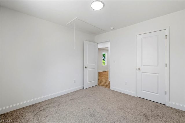 910 Roosevelt Street, Winston-salem, NC 27105