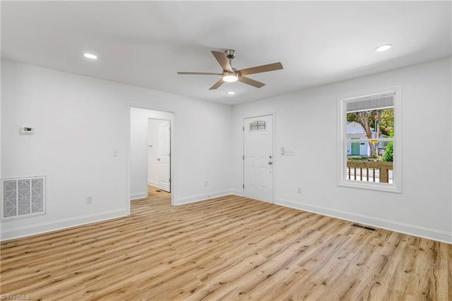 910 Roosevelt Street, Winston-salem, NC 27105