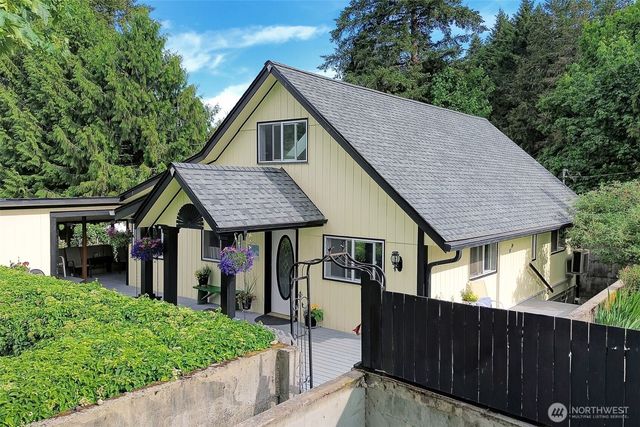 14902 Turner Road SE, Rainier, WA 98576