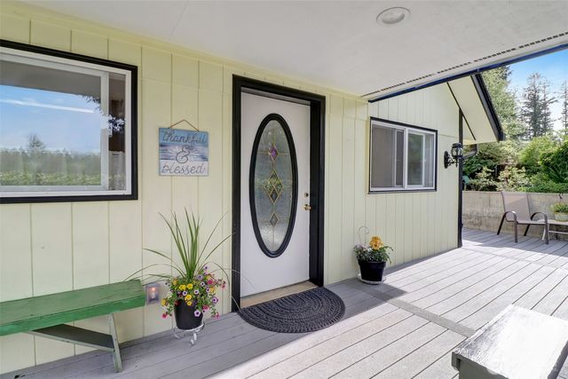 14902 Turner Road SE, Rainier, WA 98576